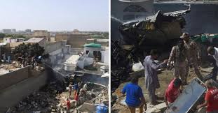 パキスタン飛行機墜落