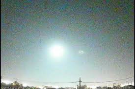 関東各地で8月21日夜に目撃された「火球」