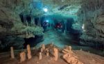 メキシコ、ユカタン半島の水中洞窟