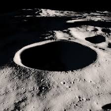 月面に大量の水存在
