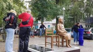 「われわれが慰安婦像」ベルリンで日本に抗議する集会