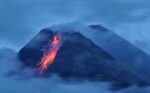 インドネシアのメラピ火山が新たな噴火