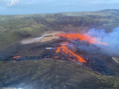 アイスランドの首都レイキャビク近郊の火山噴火。